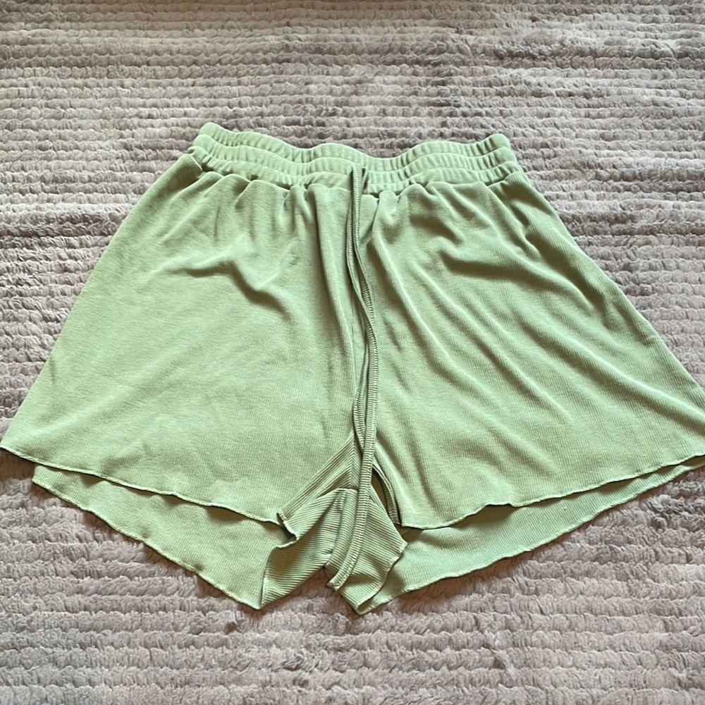 Medium Shein green flowy shorts